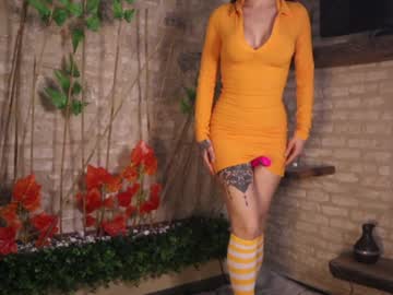 girl welcome2pleasureland image #1265352