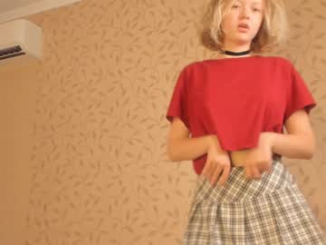 girl juliesalazar image #4730187
