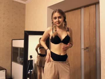 girl barbaraleeee image #4060944