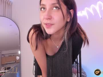 girl maxine_8 image #2717551