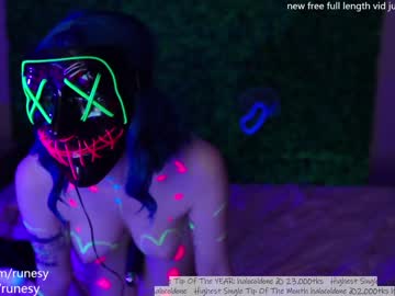 girl runesy image #3636789