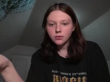 girl astridbaker69 image #6188266