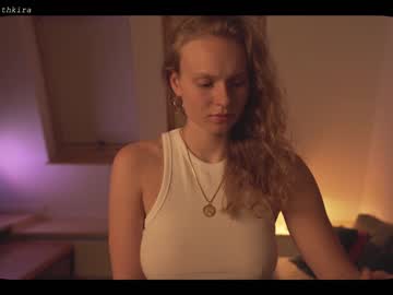 girl chillwithkira image #1695460