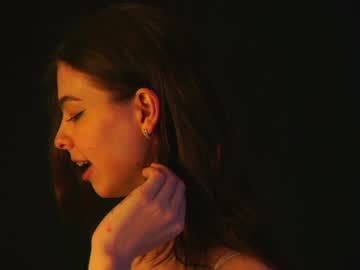 girl hannasthesia image #4042087