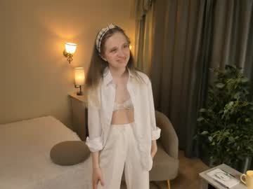 girl cathryndewell image #7050350