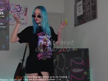girl petitebrat image #6843971