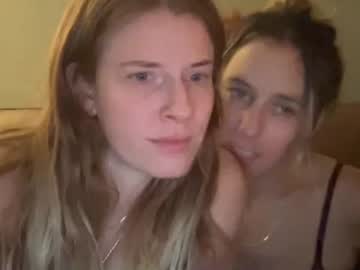 couple fartsmommy image #3435927
