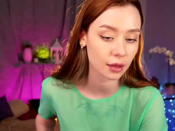 girl ella_knockers_xl image #3589420