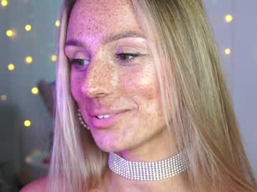 girl artease image #5493938