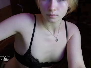 girl bestblondiiecb image #3811588