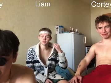 man stralght_twinks image #2613651