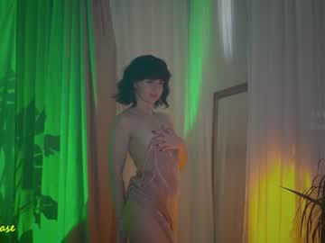 girl excitease image #1979003