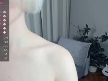 girl silvergloss image #5436158