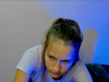 girl dina__di image #2555236