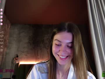 girl nika_lodge image #5601042