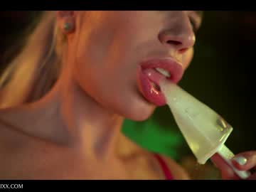 girl provocatrixx image #3477892