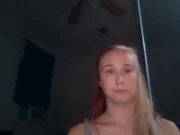 girl lessclothesmorefunn image #2682538