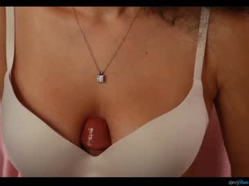girl blissense image #2709123