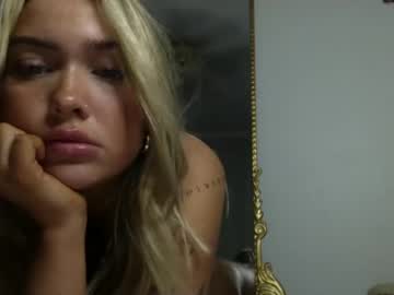girl tattedblondiezoe image #6314581