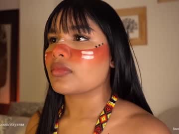 girl itsyaraa image #5217347