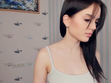 girl fannyhaviland image #6438374