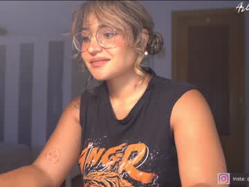 girl arletnoa image #4720272