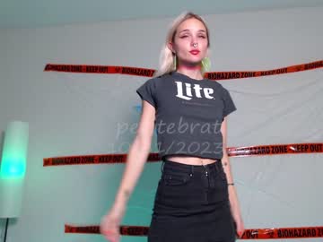 girl petitebrat image #5575117