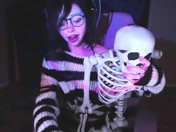 girl salemhex image #4349610