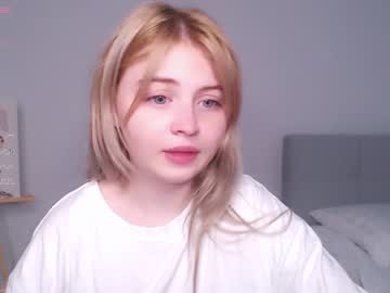 girl shy_blondiee image #5388704