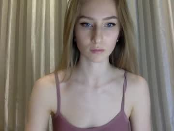girl blue_eyed_bl0ndie image #1811520