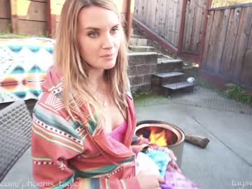 girl phoenix_taylor image #3993398