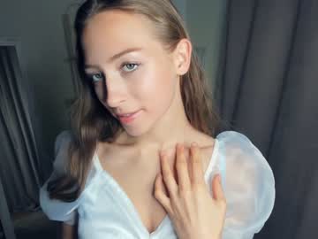 girl wave_of_happy_ image #5635670