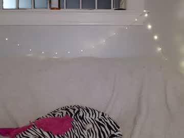 girl petitegirluvsdick image #4557862