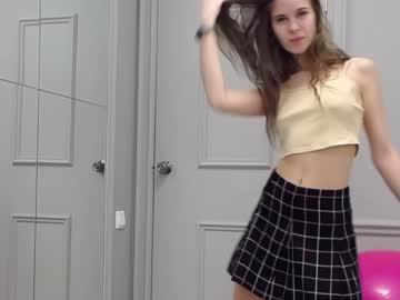 girl olivia_nikolson image #1595521