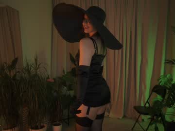 girl excitease image #4819883