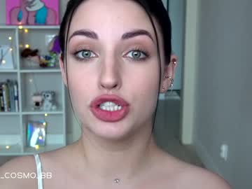 girl cosmo_bb image #4064337