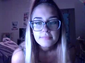 girl blondebubble image #858799