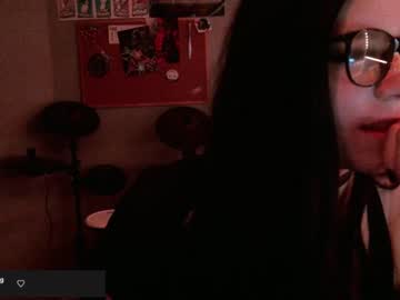 tranny dumbsushiskye image #3076170
