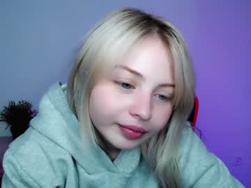 girl shy_blondiee image #3812897