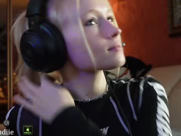girl bestblondiiecb image #5883697