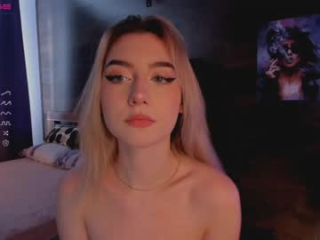 girl yolandabertha image #3100141