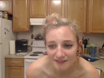 girl glutenfreehulahoops image #1525386
