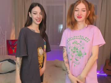 girl jerkoffstation image #3697153