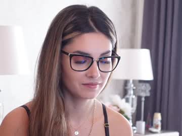 girl alliesynn image #1031560