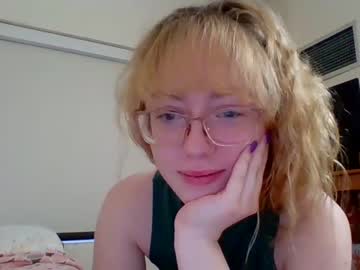 girl blonde_katie image #6673894