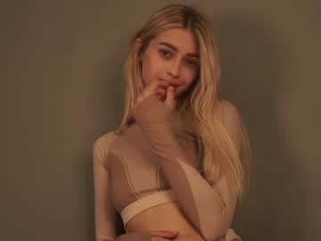 girl cuteelsa_ image #4831553