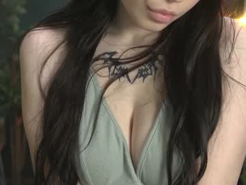 girl ella_knockers_xl image #2017174