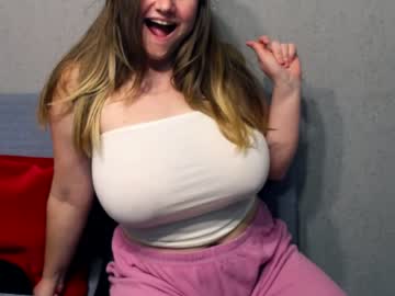 girl royalboobs image #1884145