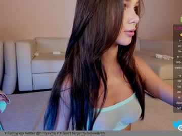 girl hollyextra image #4954413