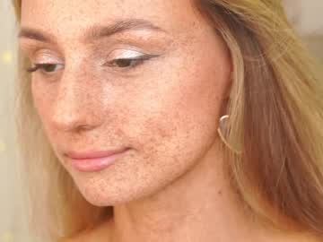 girl artease image #5241127